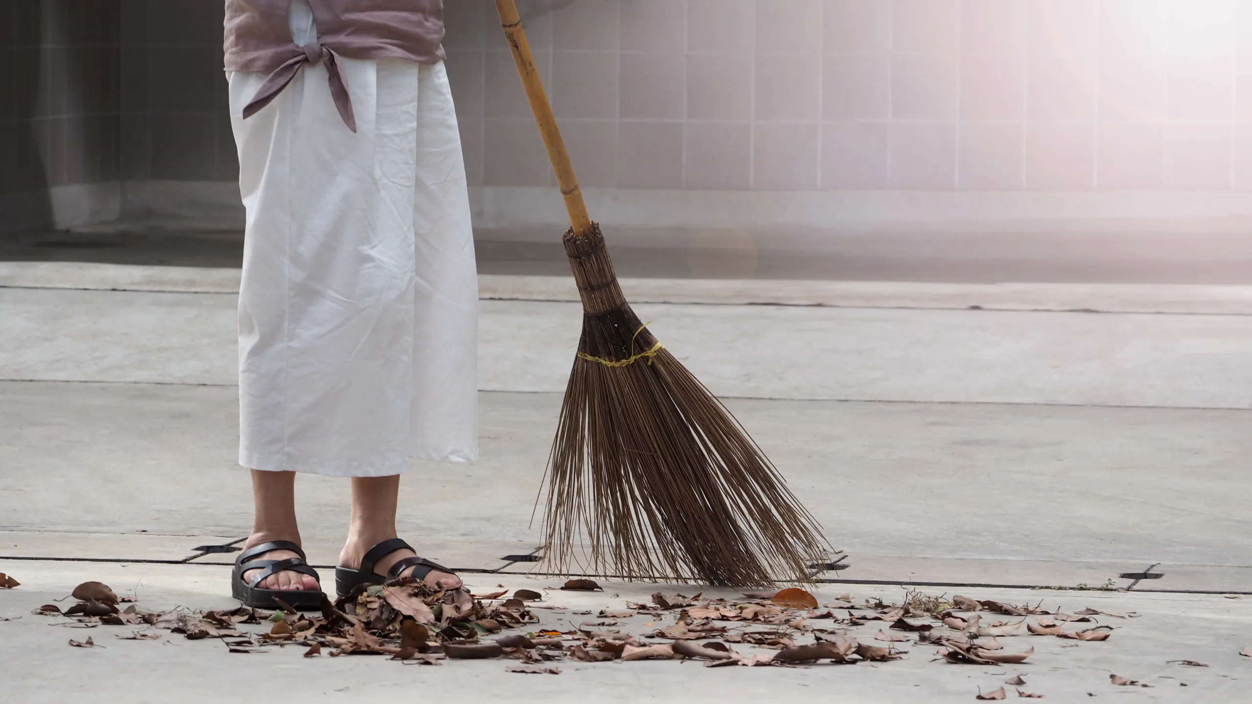 cleaning cement patio Saint Helens