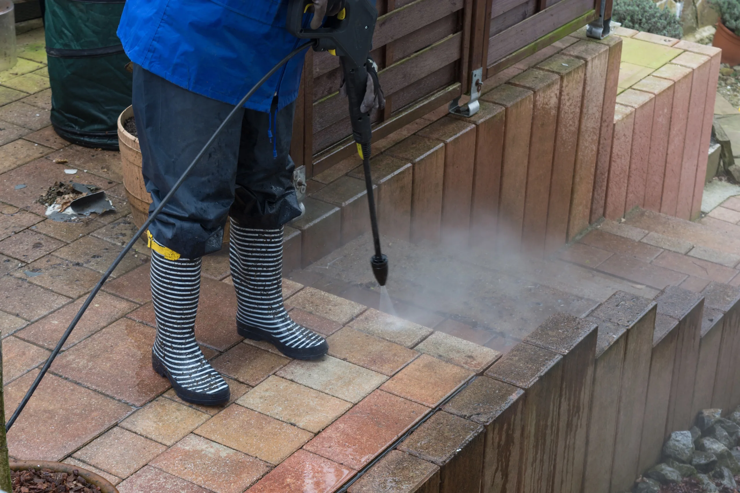 cleaning concrete patio Saint Helens cleaning concrete patio Saint Helens