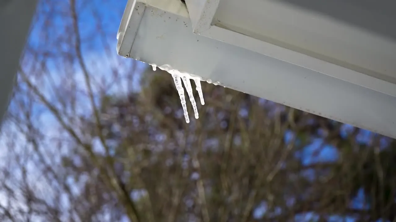 Snow removal from gutters